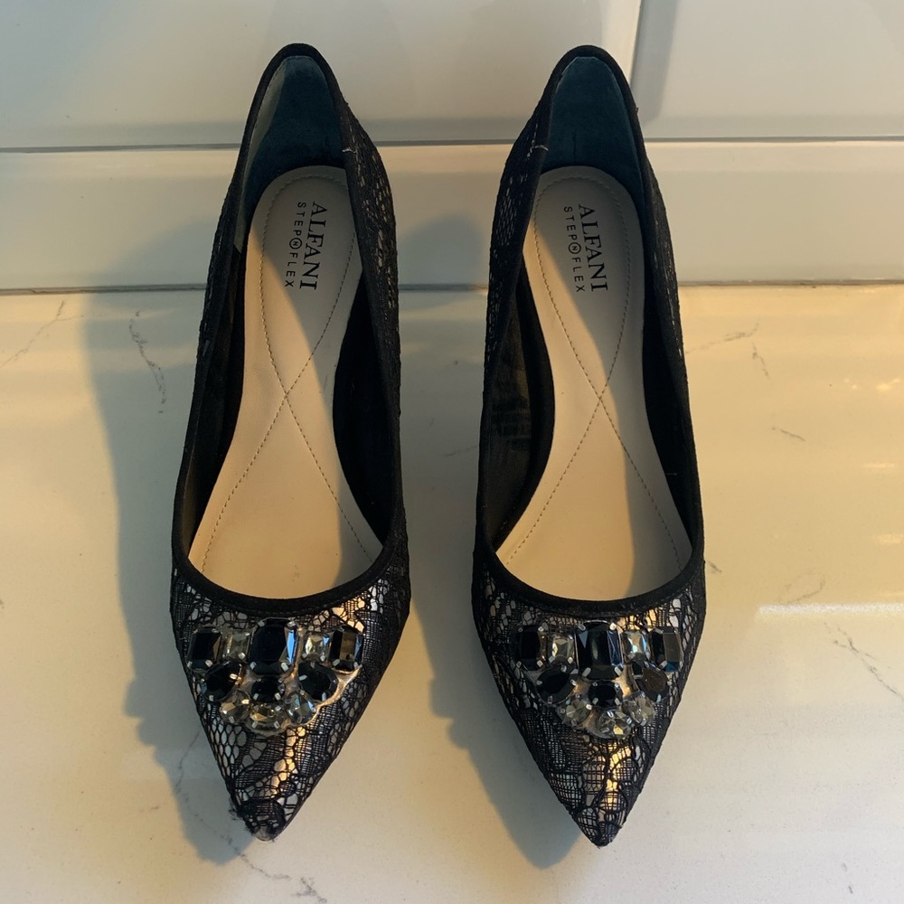 Alfani Step N Flex lace black point toe heels 7M